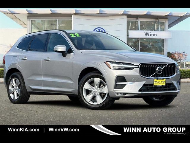 2022 Volvo XC60 Momentum