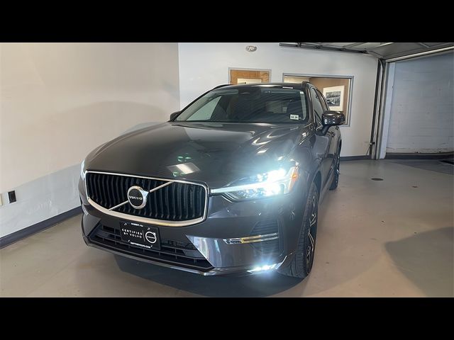 2022 Volvo XC60 Momentum