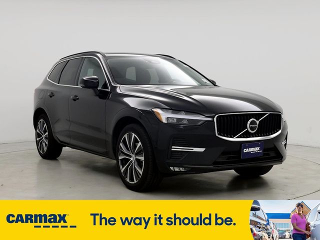 2022 Volvo XC60 Momentum