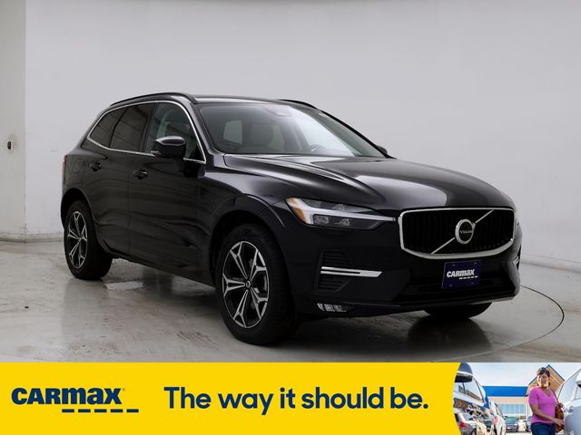 2022 Volvo XC60 Momentum