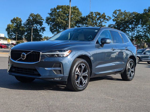 2022 Volvo XC60 Momentum