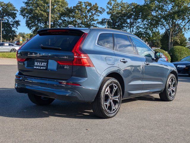 2022 Volvo XC60 Momentum