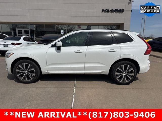2022 Volvo XC60 Momentum