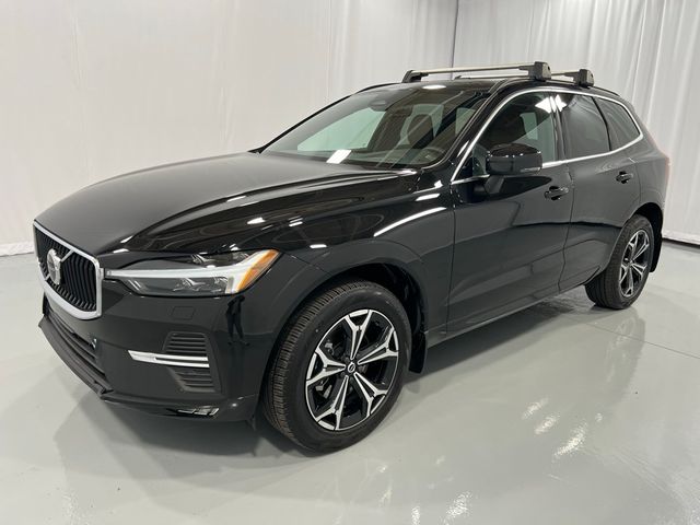 2022 Volvo XC60 Momentum