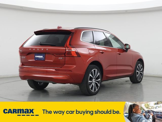 2022 Volvo XC60 Momentum
