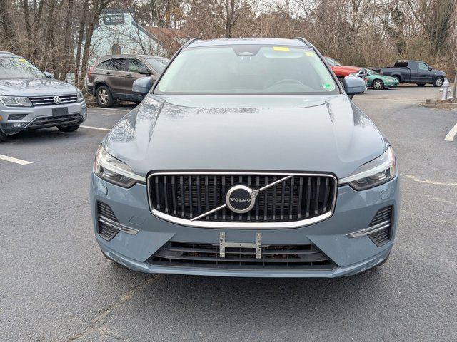 2022 Volvo XC60 Momentum