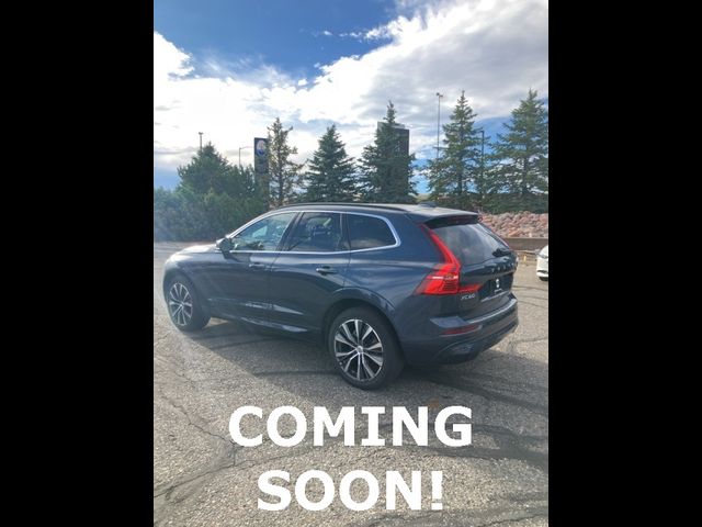 2022 Volvo XC60 Momentum