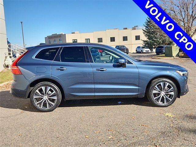 2022 Volvo XC60 Momentum