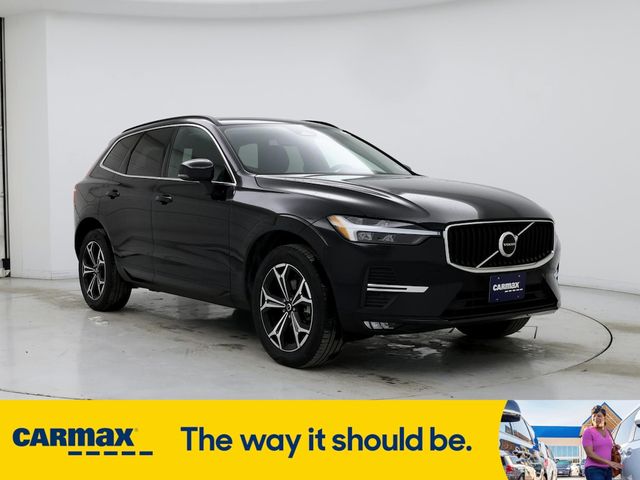 2022 Volvo XC60 Momentum