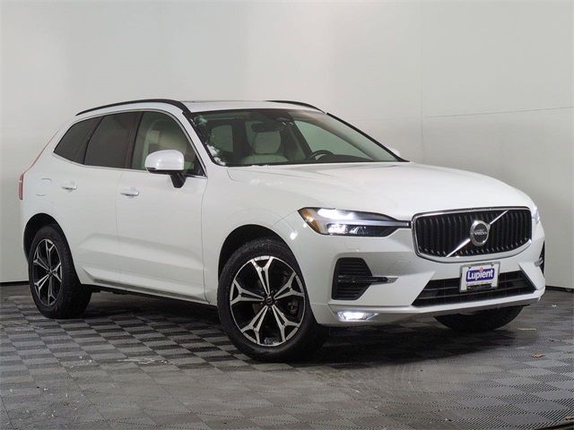 2022 Volvo XC60 Momentum