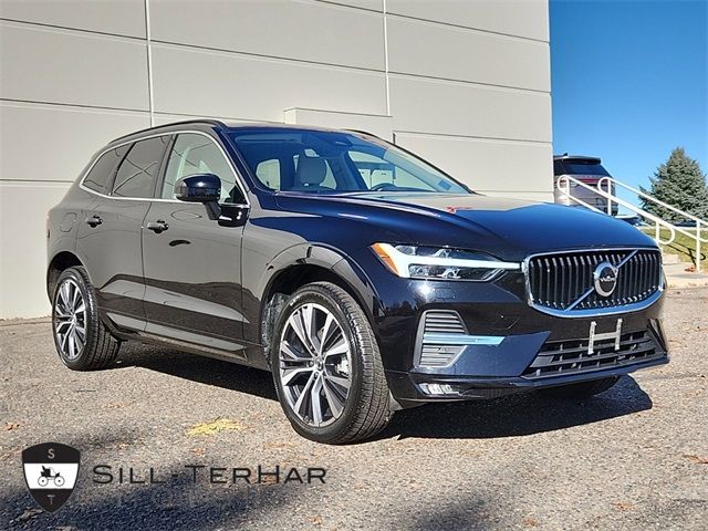 2022 Volvo XC60 Momentum