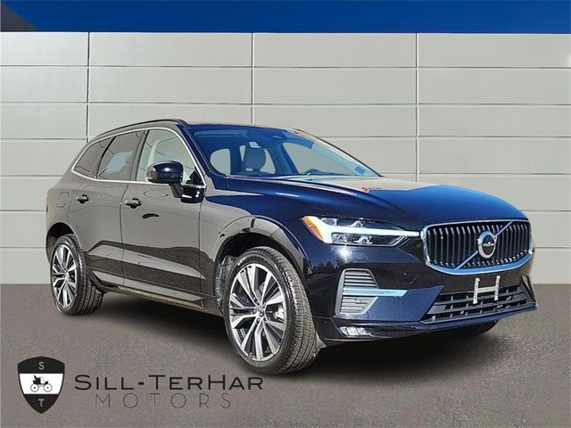 2022 Volvo XC60 Momentum