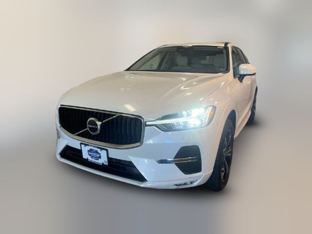 2022 Volvo XC60 Momentum