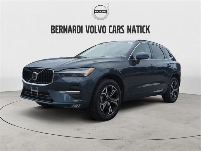 2022 Volvo XC60 Momentum