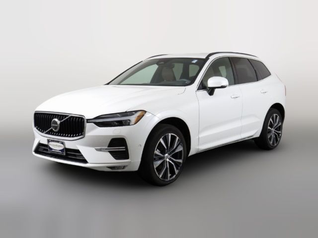 2022 Volvo XC60 Momentum