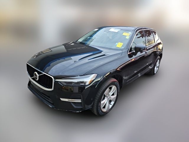 2022 Volvo XC60 Momentum