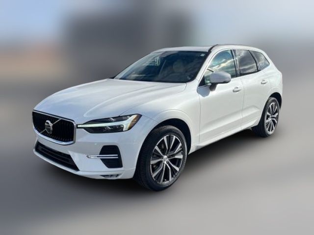 2022 Volvo XC60 Momentum