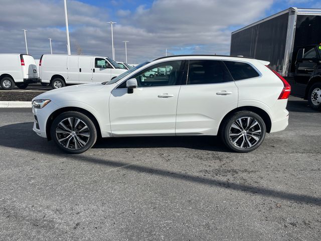 2022 Volvo XC60 Momentum