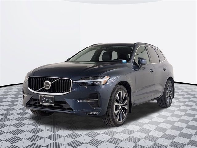 2022 Volvo XC60 Momentum