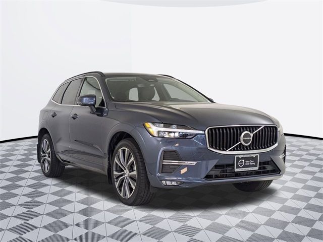 2022 Volvo XC60 Momentum