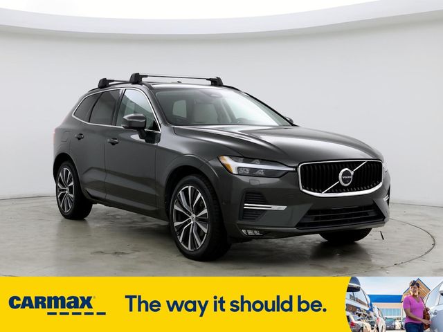 2022 Volvo XC60 Momentum