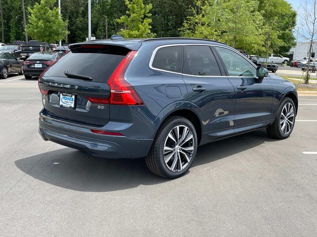 2022 Volvo XC60 Momentum