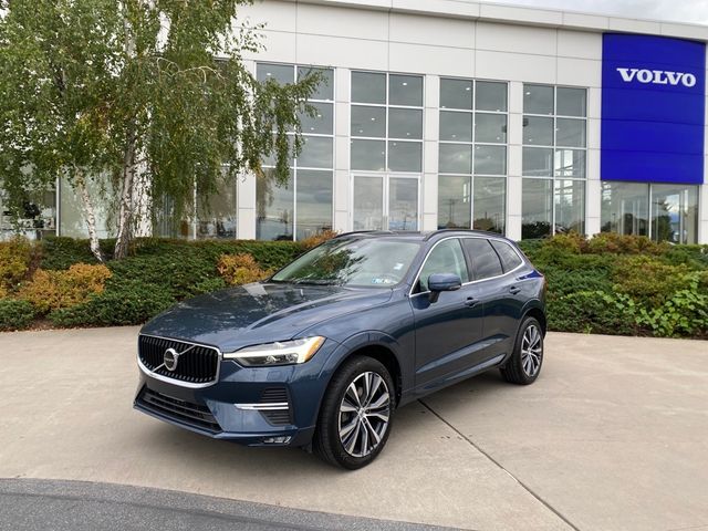 2022 Volvo XC60 Momentum