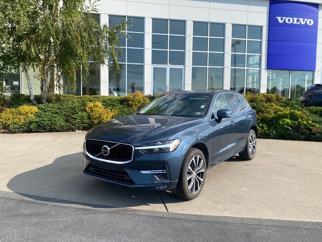 2022 Volvo XC60 Momentum