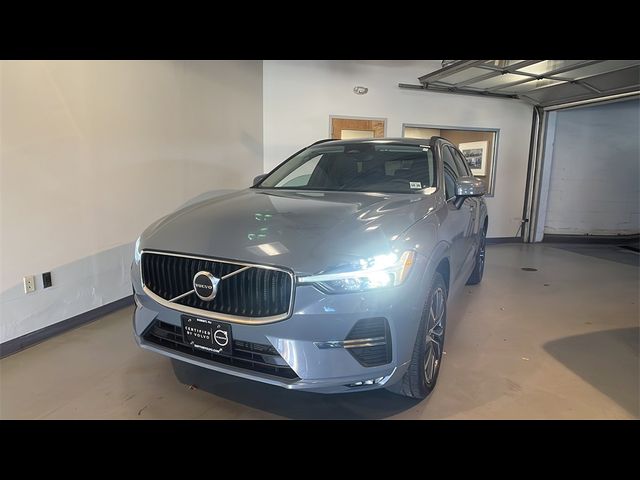 2022 Volvo XC60 Momentum