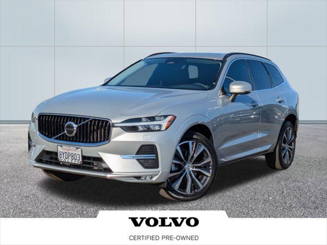 2022 Volvo XC60 Momentum