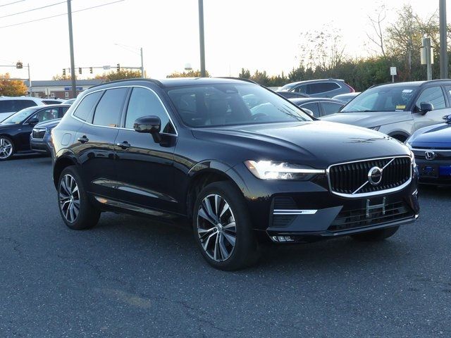 2022 Volvo XC60 Momentum