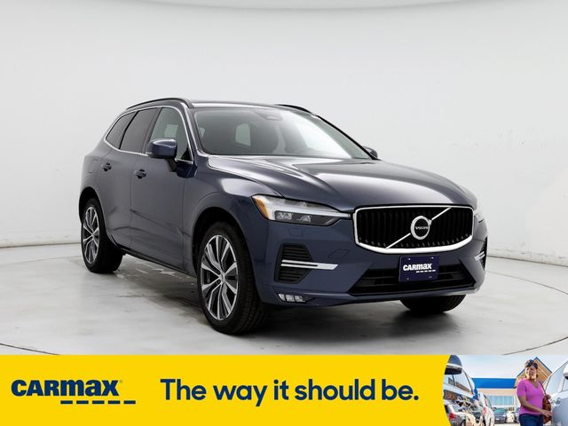 2022 Volvo XC60 Momentum