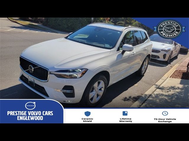 2022 Volvo XC60 Momentum