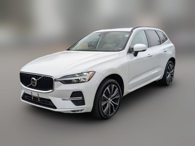 2022 Volvo XC60 Momentum