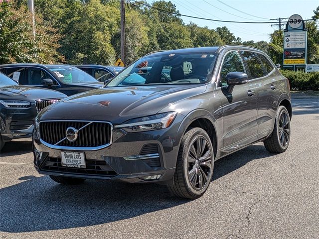 2022 Volvo XC60 Momentum