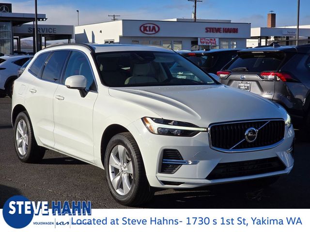 2022 Volvo XC60 Momentum