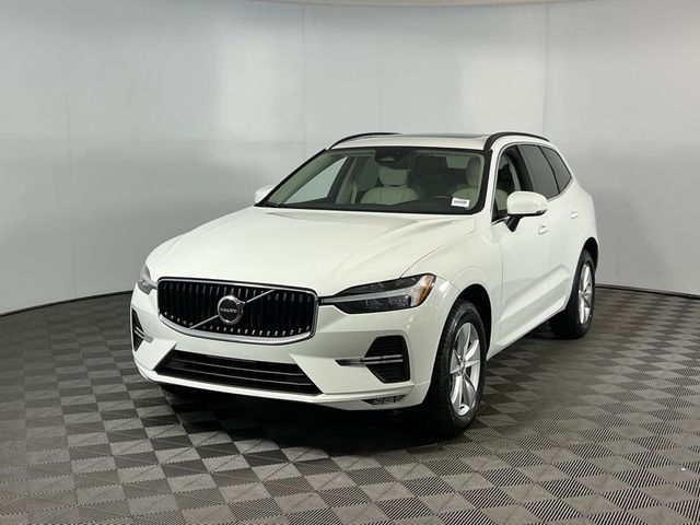 2022 Volvo XC60 Momentum