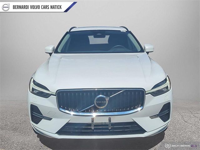 2022 Volvo XC60 Momentum