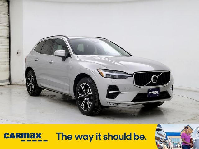 2022 Volvo XC60 Momentum