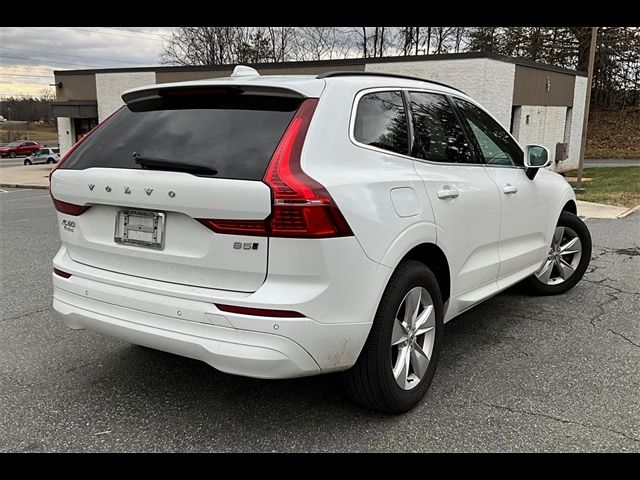 2022 Volvo XC60 Momentum