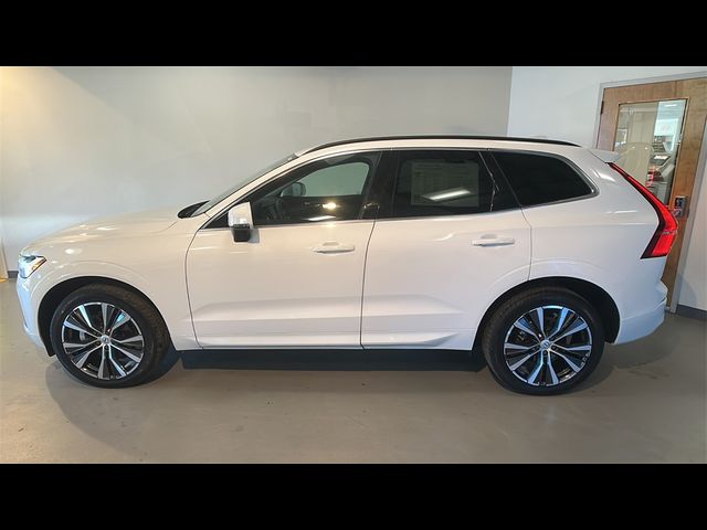 2022 Volvo XC60 Momentum