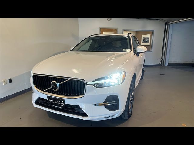 2022 Volvo XC60 Momentum