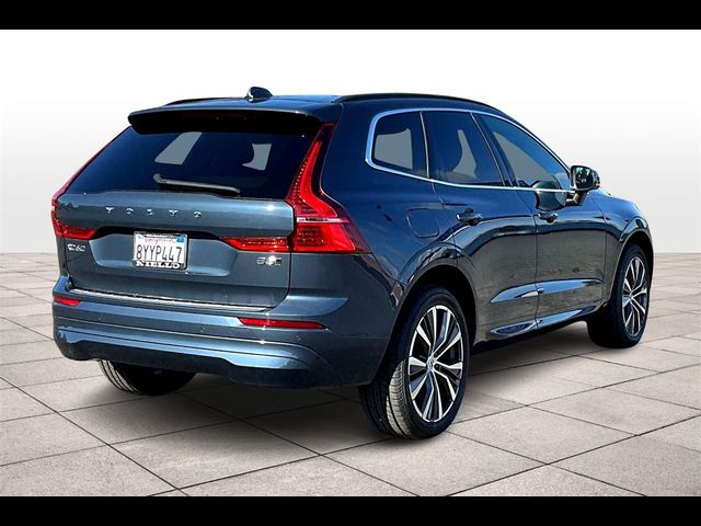 2022 Volvo XC60 Momentum