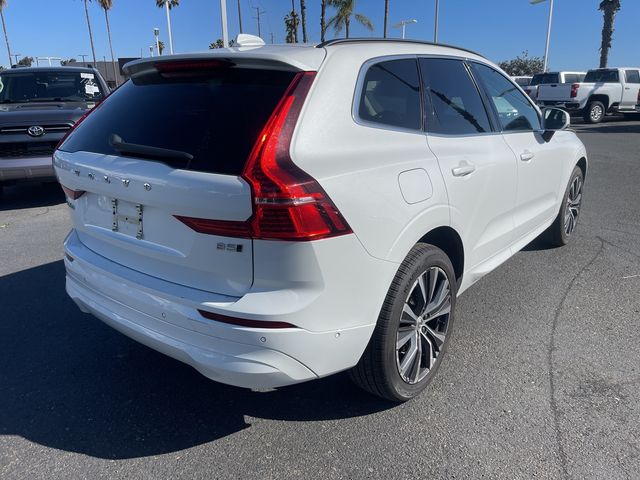 2022 Volvo XC60 Momentum