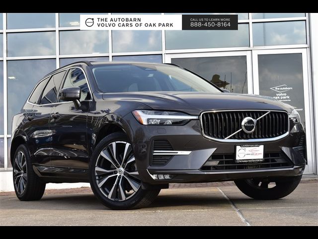 2022 Volvo XC60 Momentum