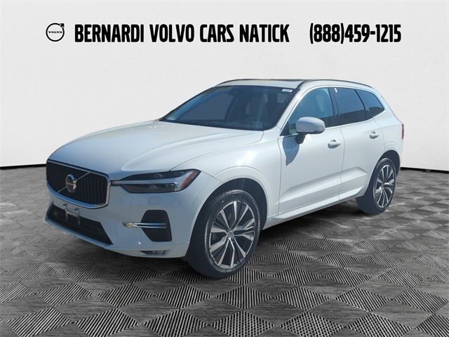 2022 Volvo XC60 Momentum