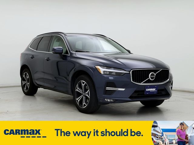 2022 Volvo XC60 Momentum