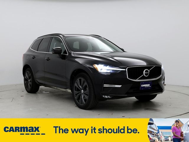 2022 Volvo XC60 Momentum