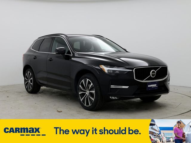 2022 Volvo XC60 Momentum