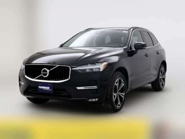 2022 Volvo XC60 Momentum